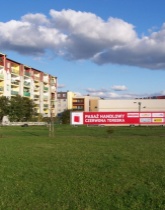 Reklama pasażu handlowego w Malborku.